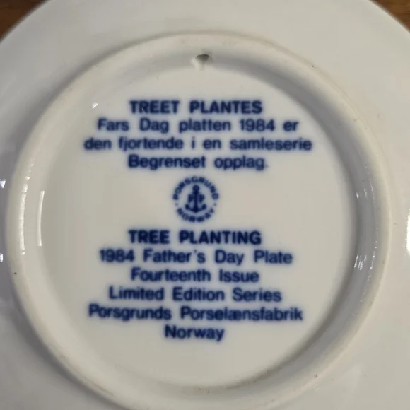 Porsgrund Collector Edition Fathers Day Plates 1983-1987 - Picture 9 of 12